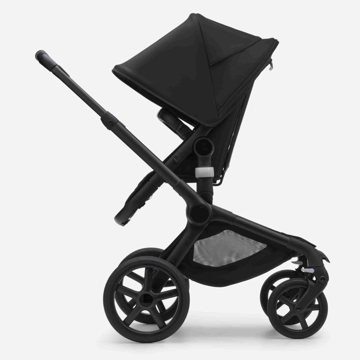 Bugaboo-Fox-5-bassinet-seat-stroller-black-chassis-midnight-black-fabrics-midnight-black-sun-canopy-x-PV006272-04 (1)